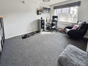 Photo 11- click for photo gallery